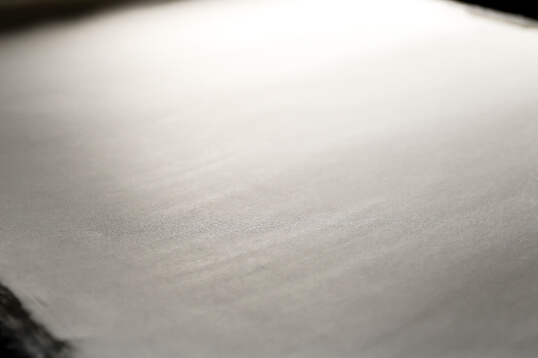 写真：重ねた和紙の美しい表面